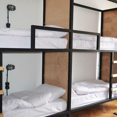 21/9 Baker Street Hostel ลวีฟ ภายนอก รูปภาพ