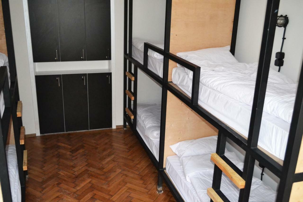 21/9 Baker Street Hostel ลวีฟ ภายนอก รูปภาพ